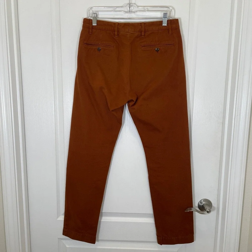 Todd Snyder Men's Chinos in Rust Brown